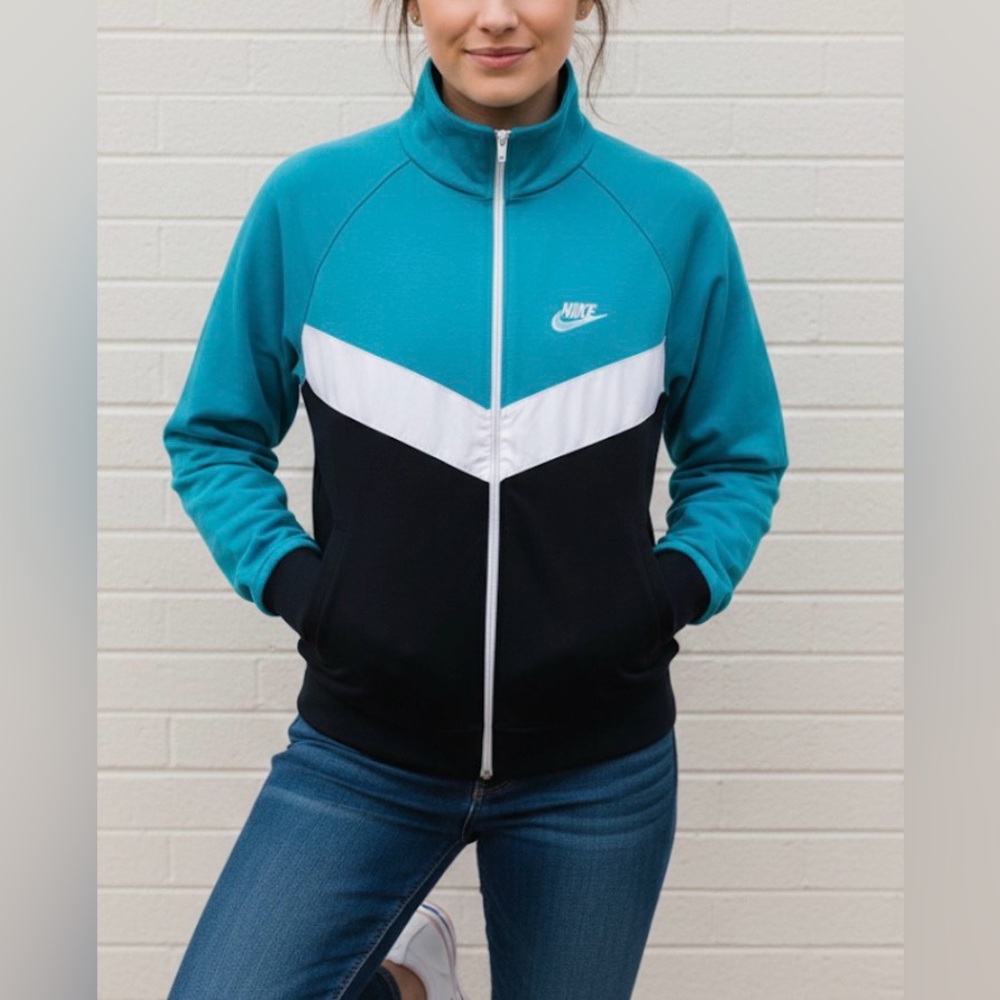 Vintage 80’s 90’s Nike Teal White & Black Women's Track Jacket Size XS/Small